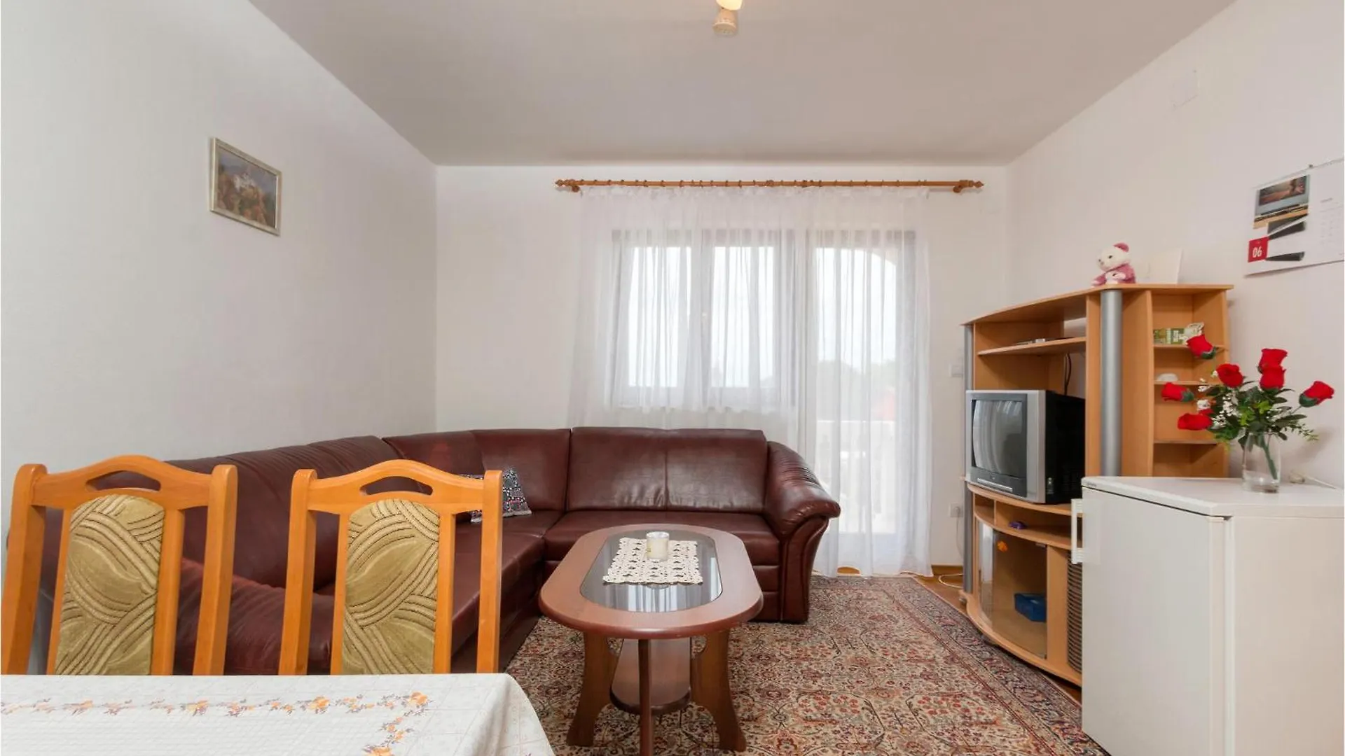 3 Bedroom Nice Apartment In Peroj